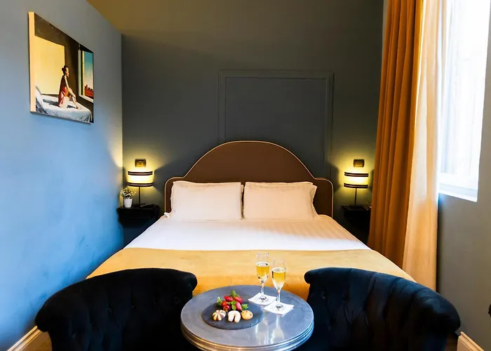 Oda ve Kahvaltı Jb Relais- Campo De' Fiori 4*